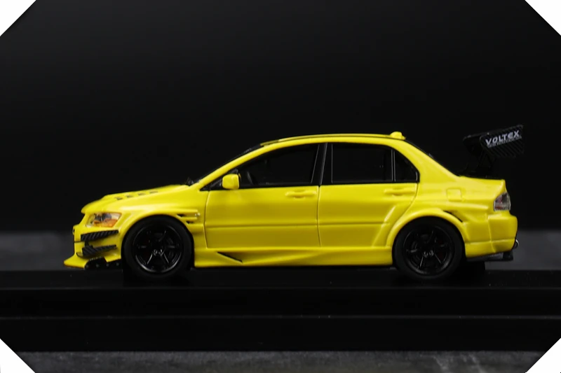 1: 64 весы EVO VII семь поколения модель автомобиля желтый Смола статическое