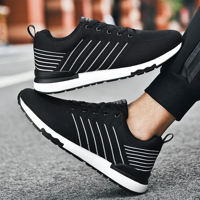 Мужские кроссовки для бега дышащие светильник спортивные улицы новинка 2020