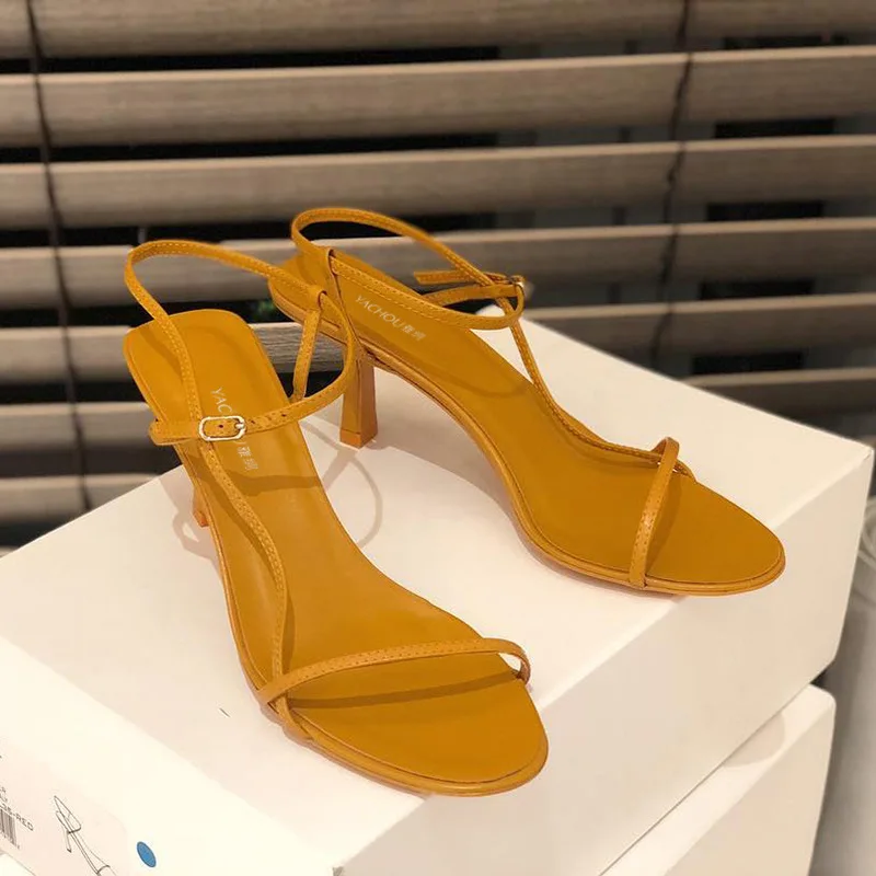 

French stiletto sandals women 2021 new summer fairy brown cat heel stiletto middle heel