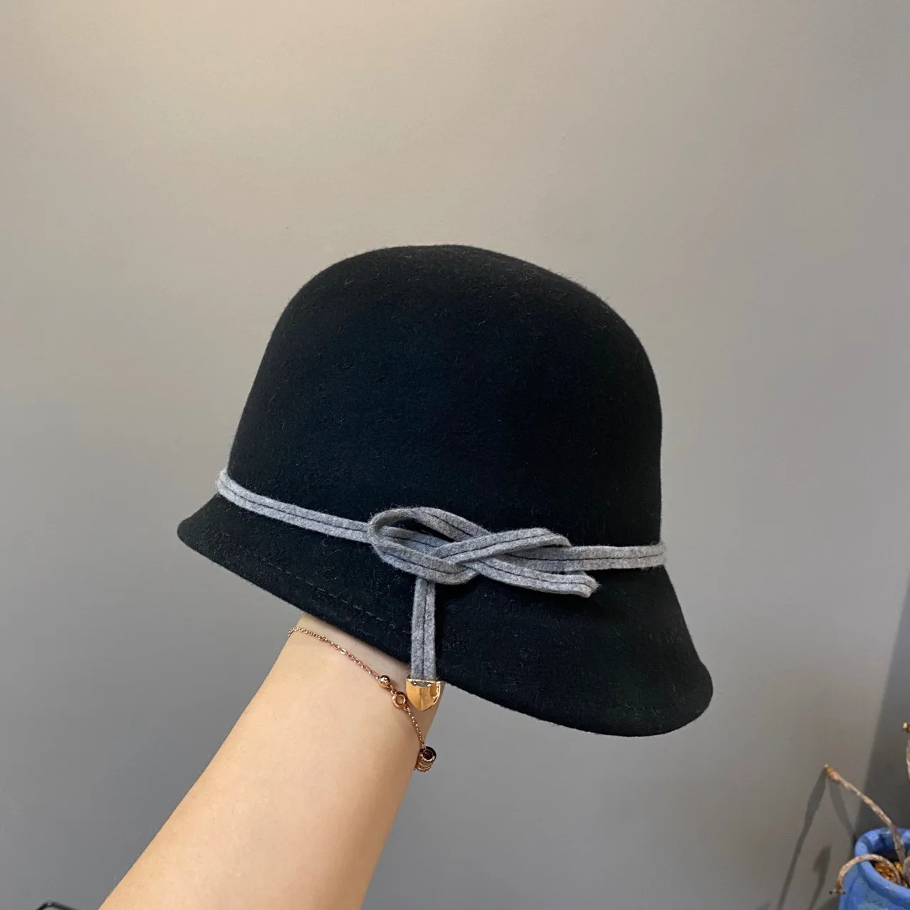 

202110-2508448 japan style autumn winter wool Short front long rear Irregular brim lady bucket cap women leisure hat