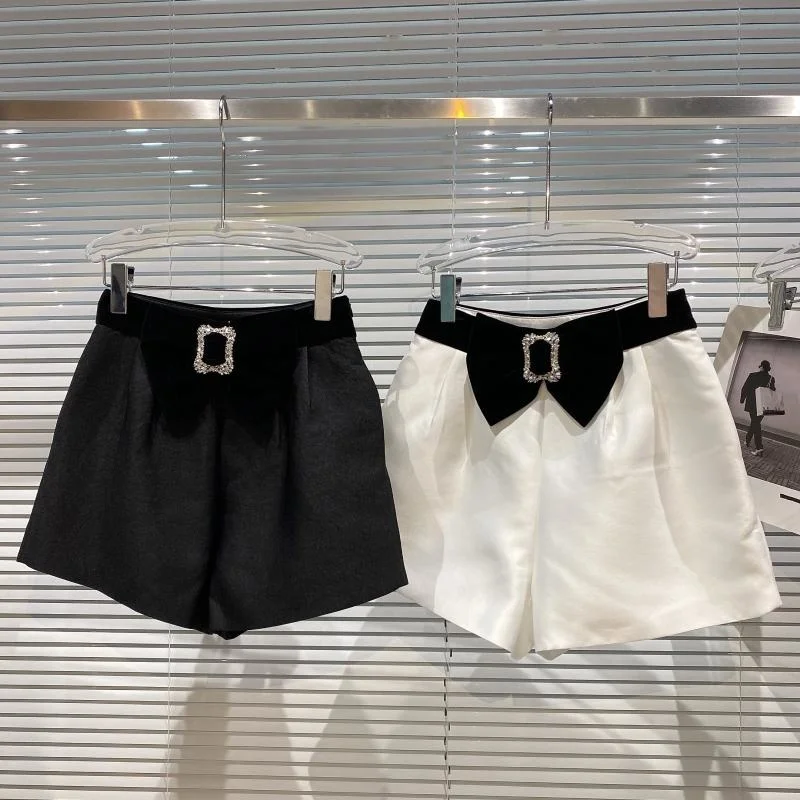 

Diamond Bow Waist Women Shorts 2021 Autumn New Small Fragrance Lady Three-point Wide Leg Shorts