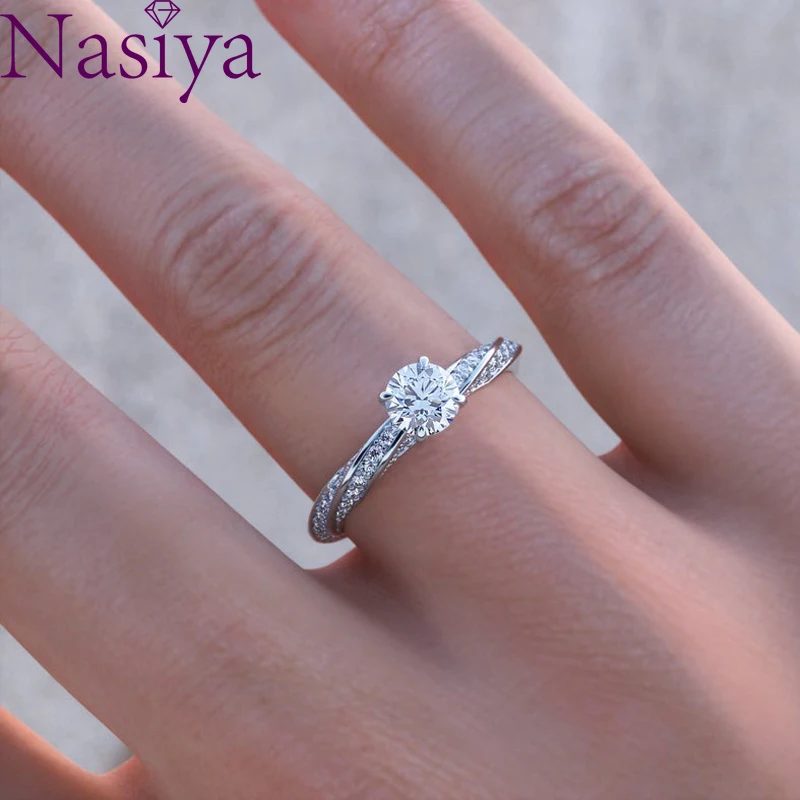 

NASIYA EF Color Round Cut 0.6ct Moissanite Engagement Rings Twist Band with 14K White Gold For Women Anniversary Wedding Gift