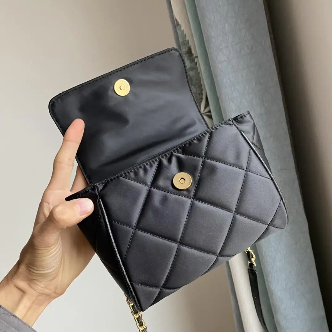 

Ladies black shoulder bag messenger bag mobile phone bag for ladies