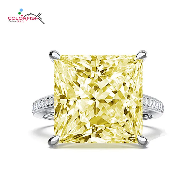 

Женское кольцо из серебра 925 пробы, с фианитом