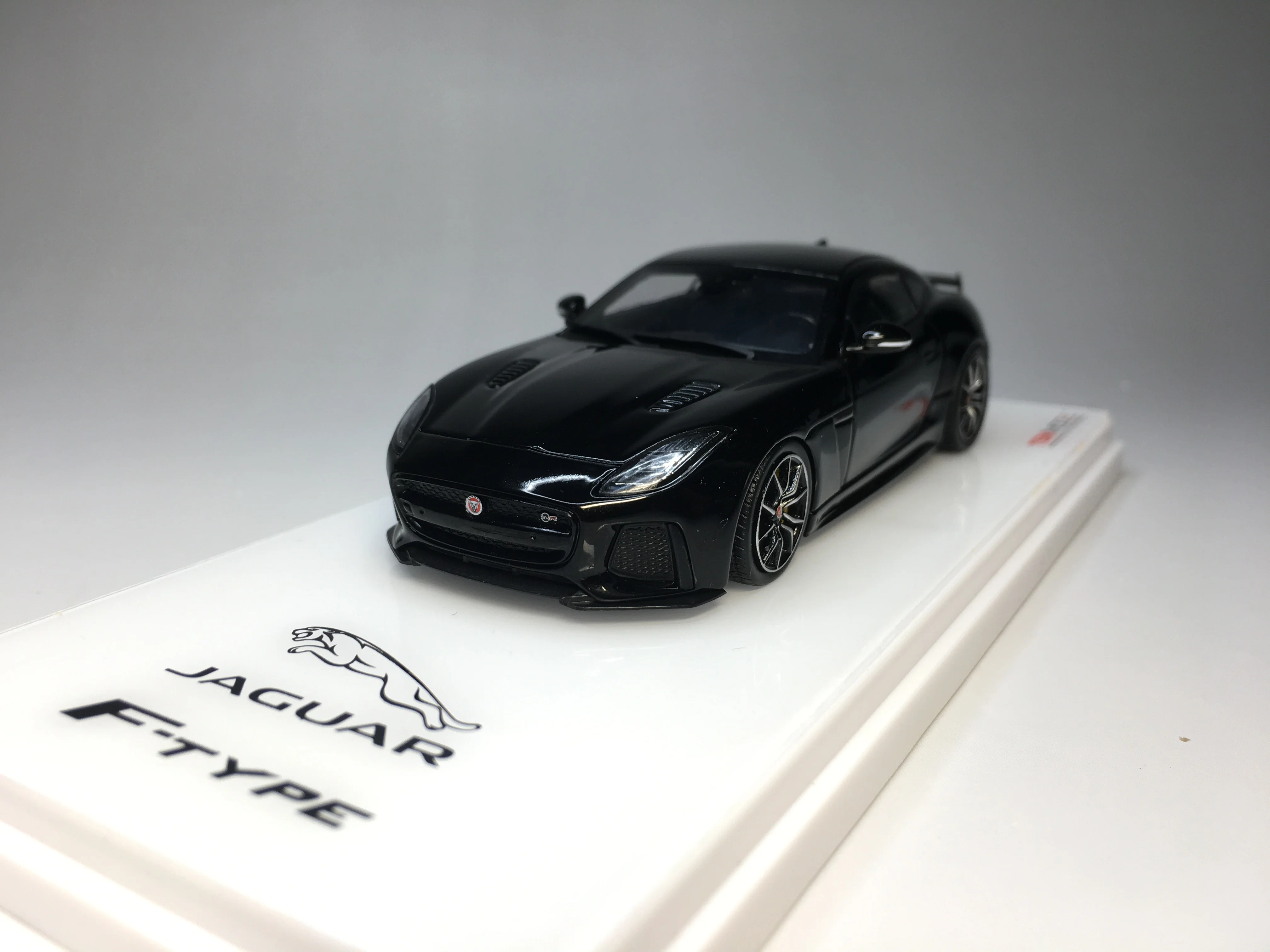 

ВСМ 1/43 F-TYPE литая под давлением модель автомобиля коллекция Limited