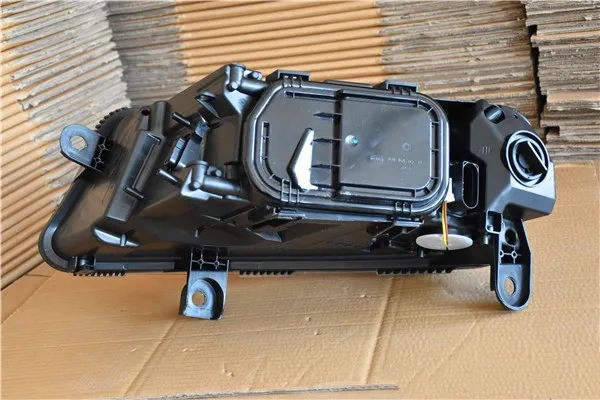 

eOsuns headlight assembly for Audi A6L C6 2009-2011