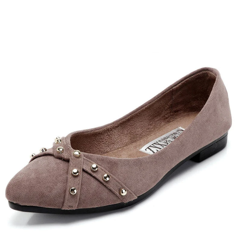 Женская Повседневная обувь в Корейском стиле Новинка 2019 года острые заклепки