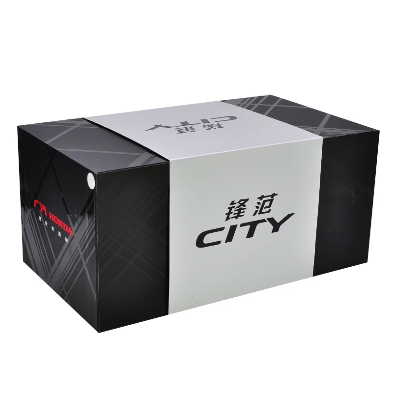 Оригинальная заводская подлинная модель автомобиля 1:18 HONDA CITY 2015 белая с