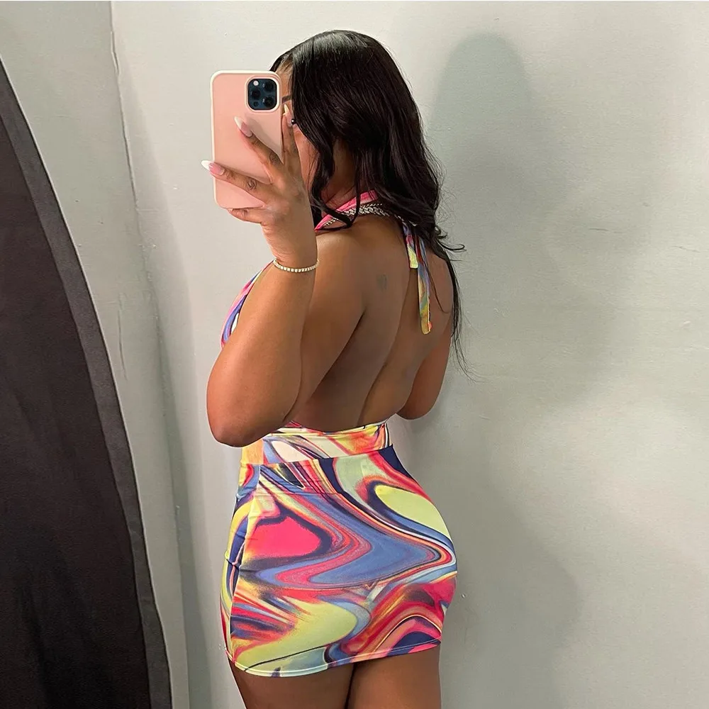 Мини-платье для женщин Fashion Bodycon Tie-dye Print, скинни, на шее, запахивающееся, без спинки, со сложными перекрестными лямками, черное, сексуальная клубная одежда.