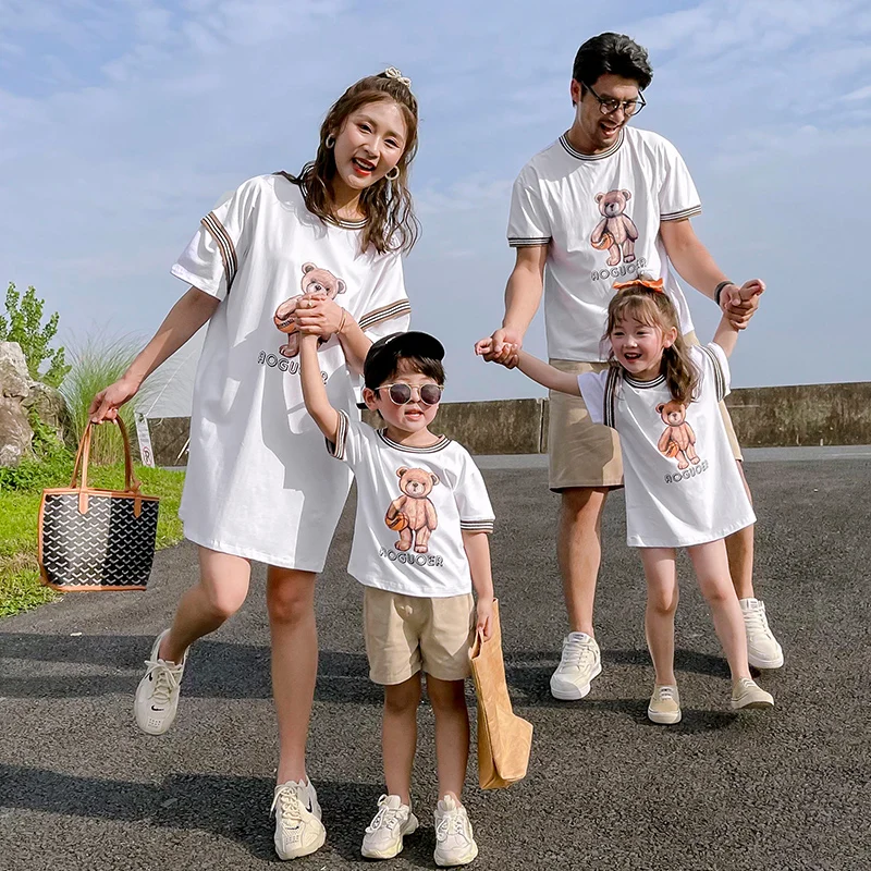 Одинаковые наряды для семьи платье мамы и дочки костюм Отца Сына комплекты