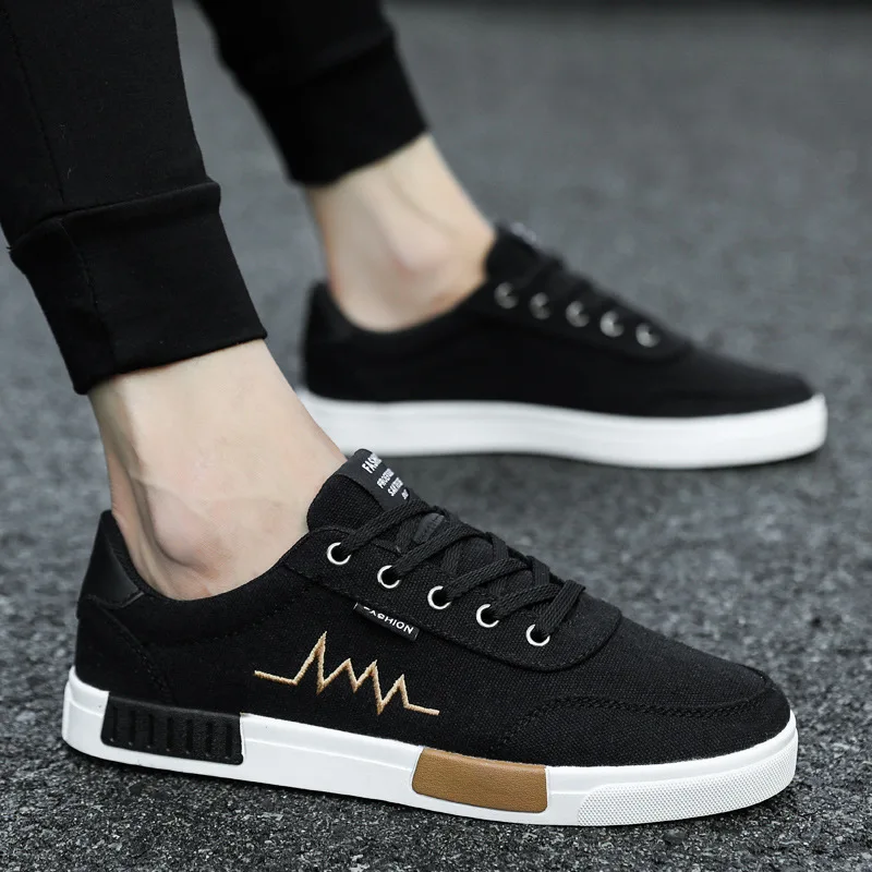 

New 2019 Spring Summer Canvas Shoes Men Sneakers Low Top Black Shoes Men's Casual Shoes Male Brand Fashion Sneakers
