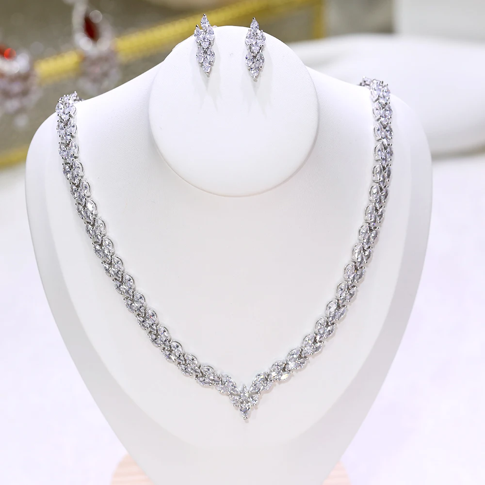 Элегантный Комплект украшений из ожерелья и серег с кубическим цирконием