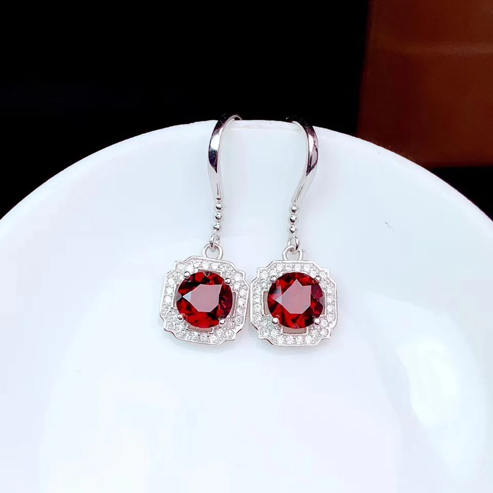 

Изящные серьги из натурального граната для женщин, серебро 925 пробы, Платиновое покрытие, Сердце, свадьба и день рождения, ювелирные изделия