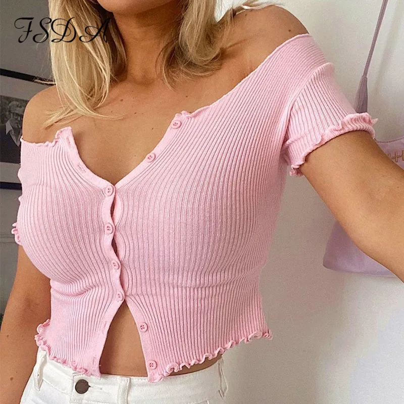 Женский укороченный топ с рюшами FSDA розовый коротким рукавом и открытыми плечами