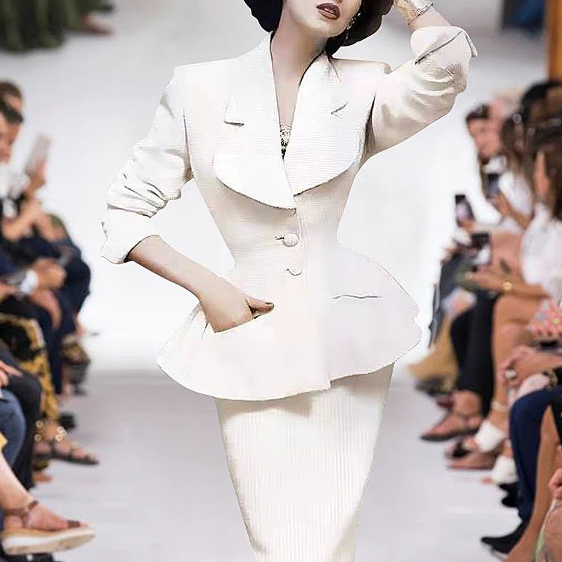 Женский однобортный костюм карандаш элегантный белый для вечерние
