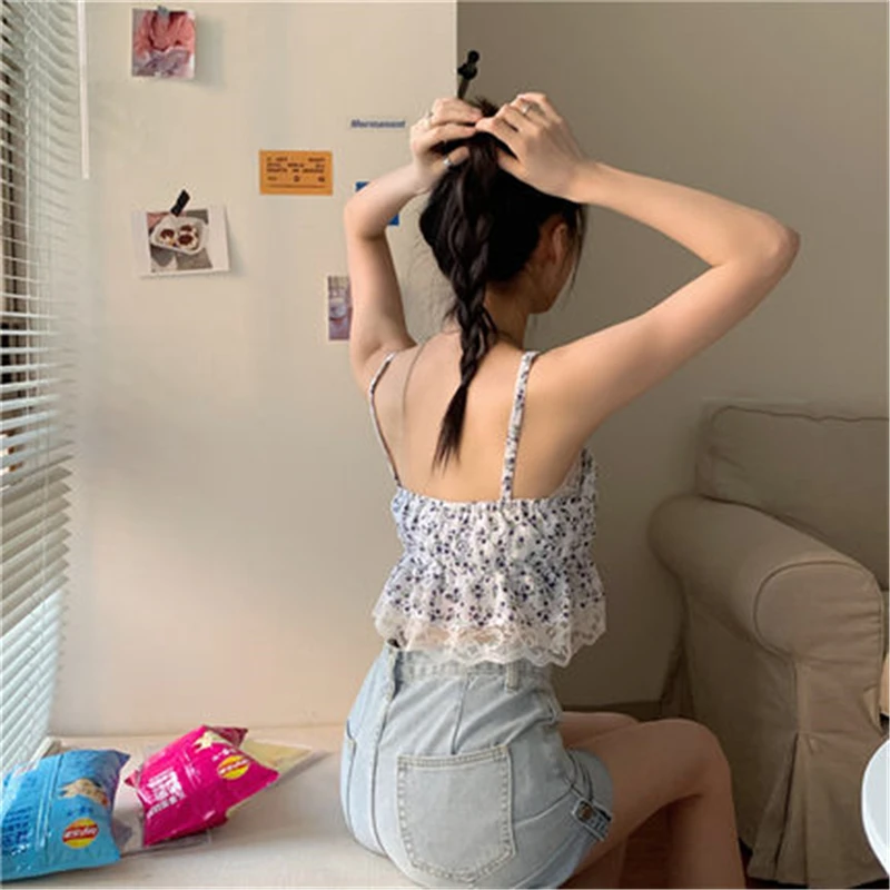 

Floral Print Sexy Tops Retro Lace Patchwork Sling Navel Short Sleeveless Backless Beach Camisole Female Y646