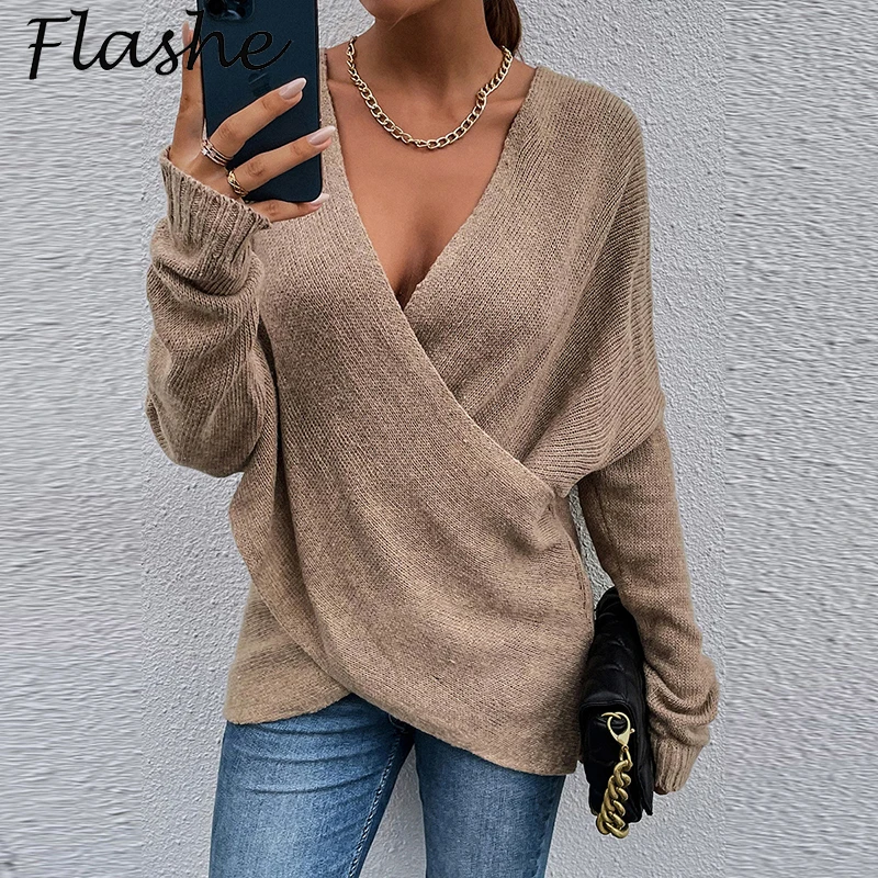 Свитер Женский вязаный однотонный с V-образным вырезом на осень/зиму