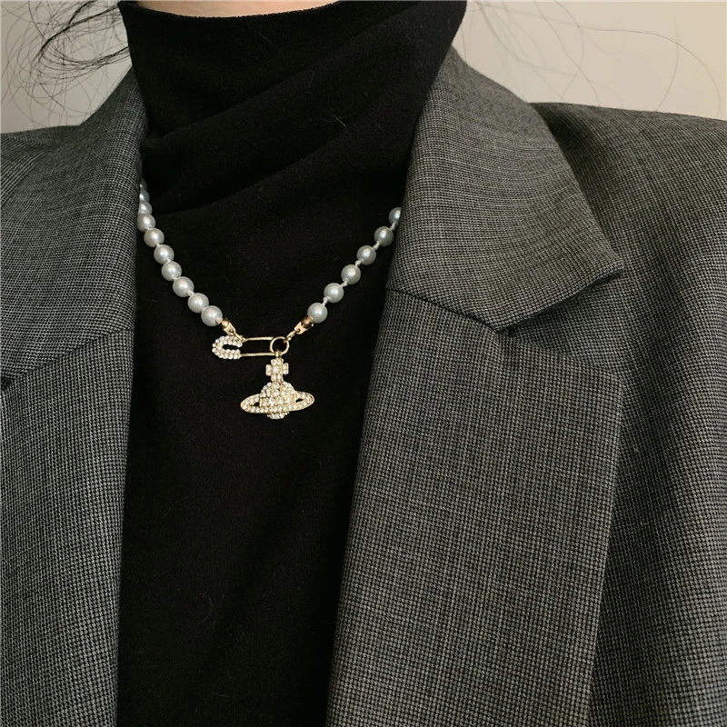 

FFLACELL French Elegant Retro Rhinestone Pin Planet European and American Temperament Pearl Clavicle Necklace Necklace