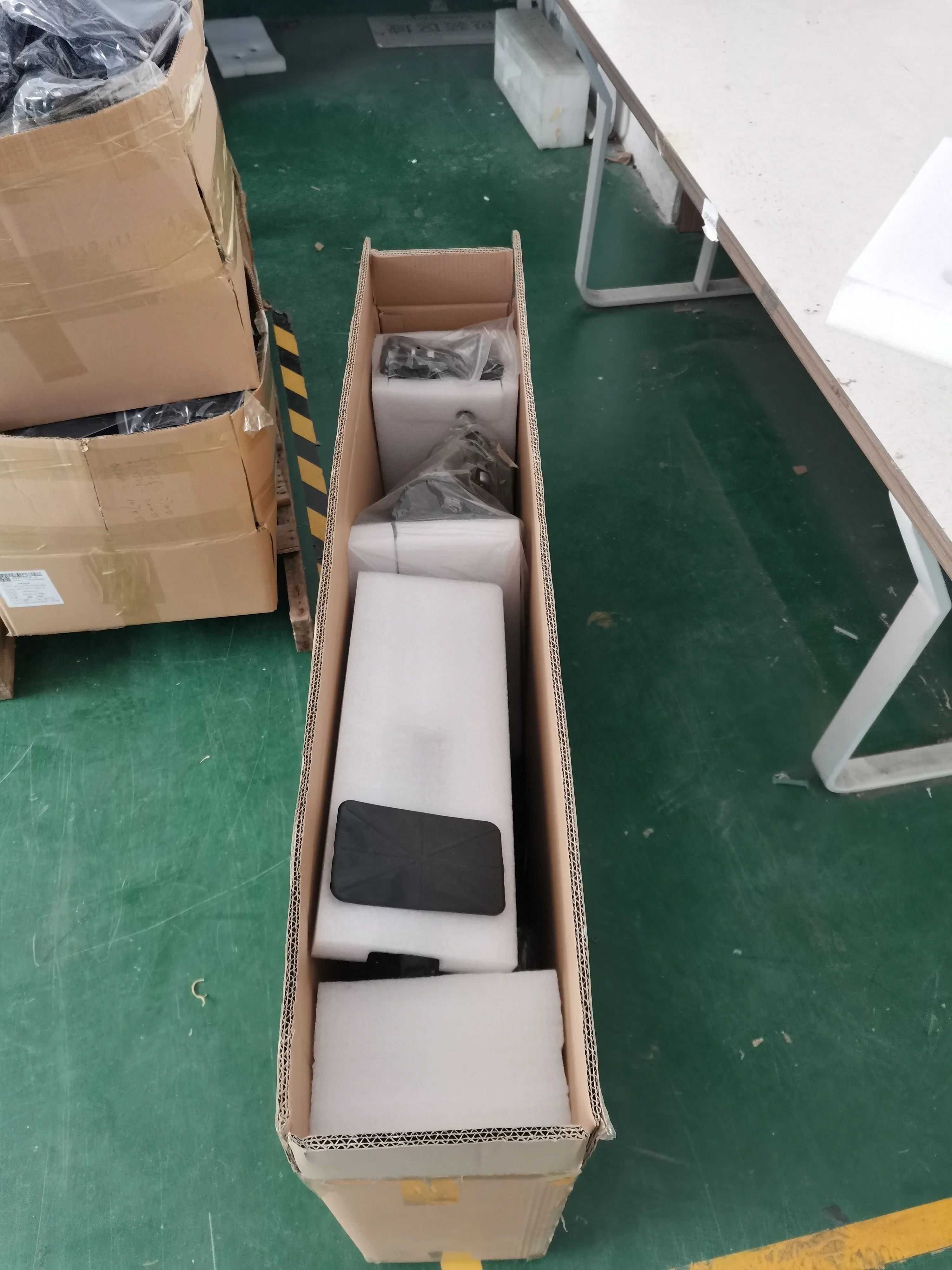 

K2-06110" Rear Motor 350W Off-Road Tires Foldable Electric Scooter EU/US warehouse for sale