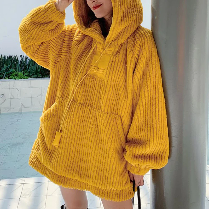 Возможно у женские желтые шерстяные толстовки с капюшоном карманами пуговицами