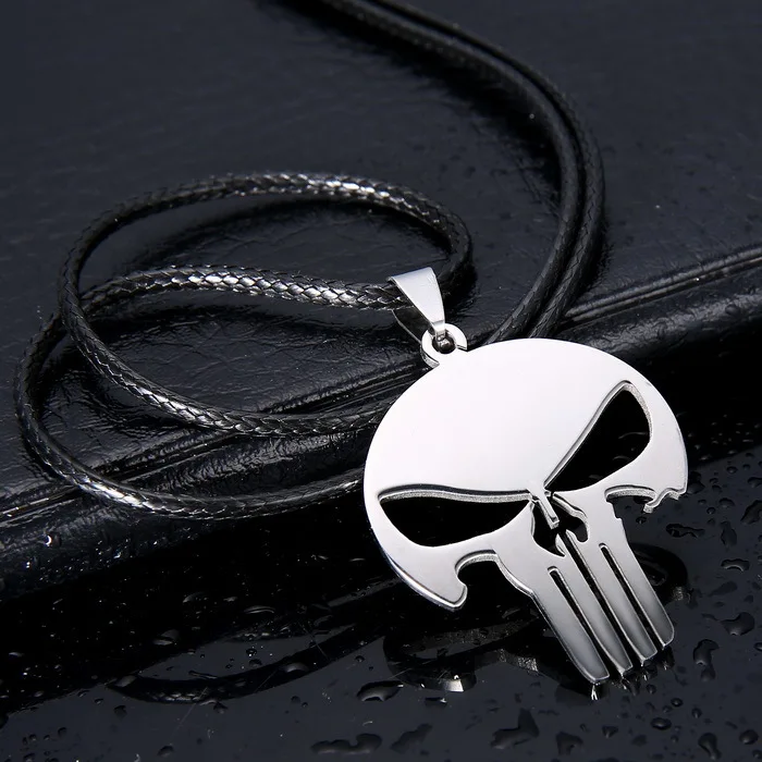 

T128 Men's Stainless Steel Necklace Hero Personality Skull Pendant Movie Surrounding