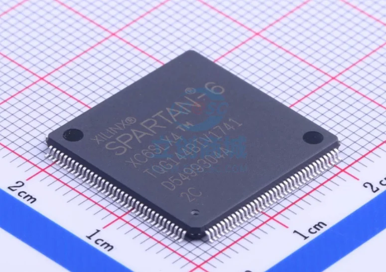 1 шт./лот XC6SLX4-2TQG144C XC6SLX4-2TQG144 XC6SLX4 TQFP-144 100% новый и оригинальный