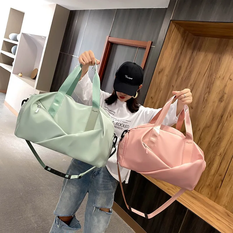 

Fashion Fitness travel bag for women 2021 summer nylon waterproof yoga gym sport bags large capacity crossbody bag handbag sac