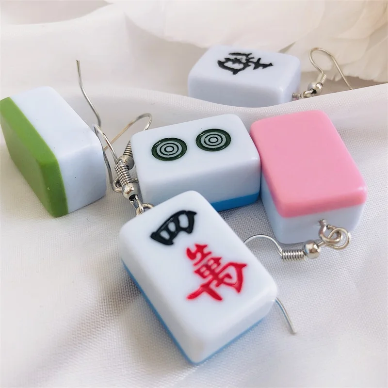 Новинка 2020 г. забавные серьги в виде Маджонга женские капли модные креативные