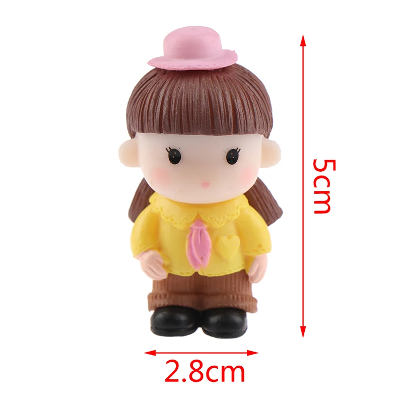 

1PCS Mini Dolls People Model Figures Micro Landscape Fairy Garden Gnomes Dollhouse Ornaments Random