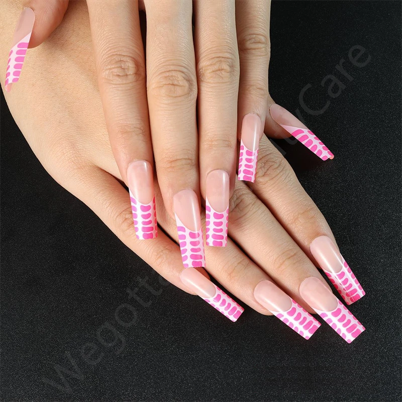 SM30211111 длинные квадратные ногти с дизайном французского маникюра |