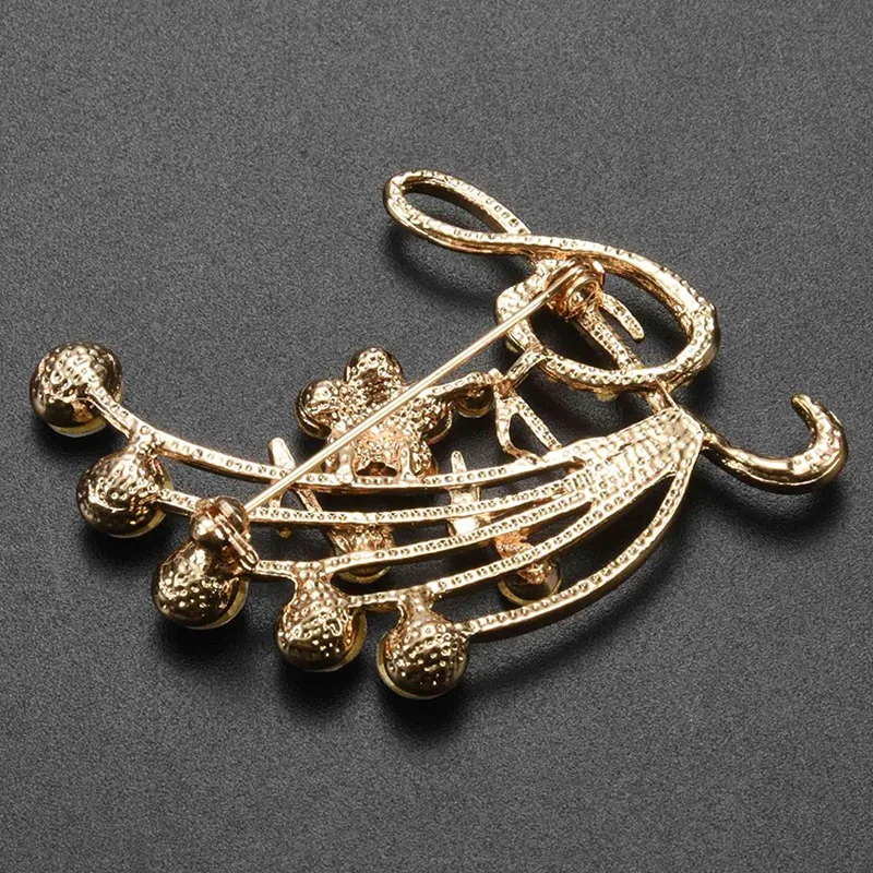 

New Arrival Music Brooch Elegant Style with Rhinestones Treble Clef Pin Brooches for Ladies