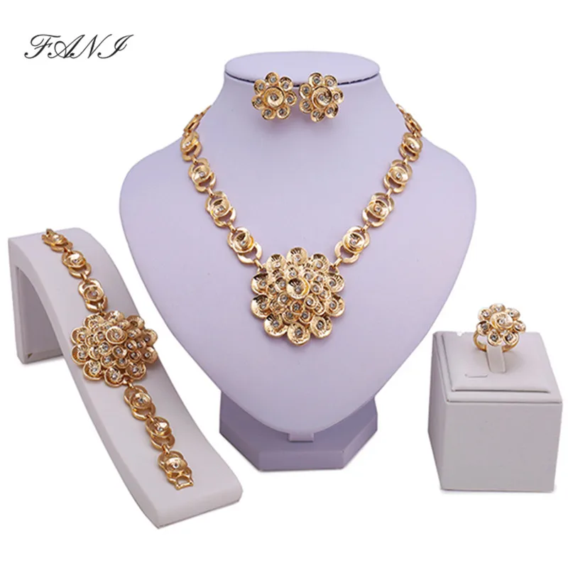 

Fani Fashion African Beads Brand Jewelry Set Exquisite Dubai gold-color Jewelry Set Wholesale Nigerian Wedding Bridal Bijoux