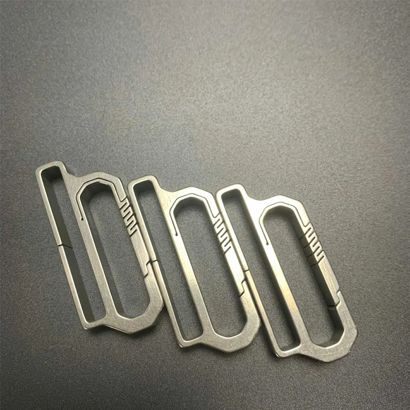 

Titanium Belt Clip Keychain 2021 High Quality And Design Luxury Gift Belt Key Ring Holder Quick Release Integrated Belt Key Clip