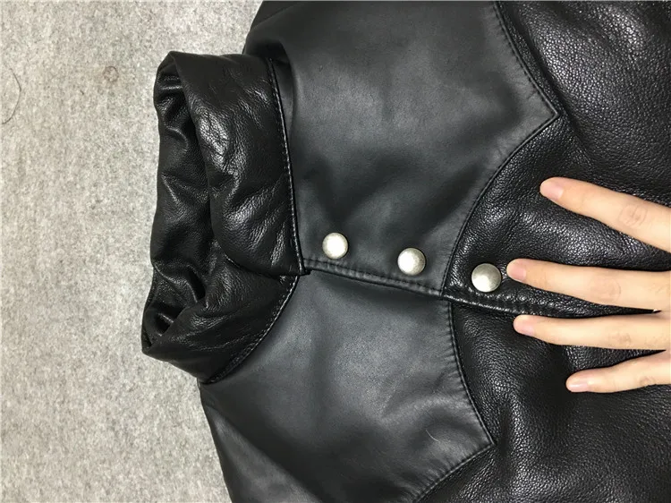 В японском стиле 2021 Зимняя мода для мужчин из натуральной овечьей кожи на утином