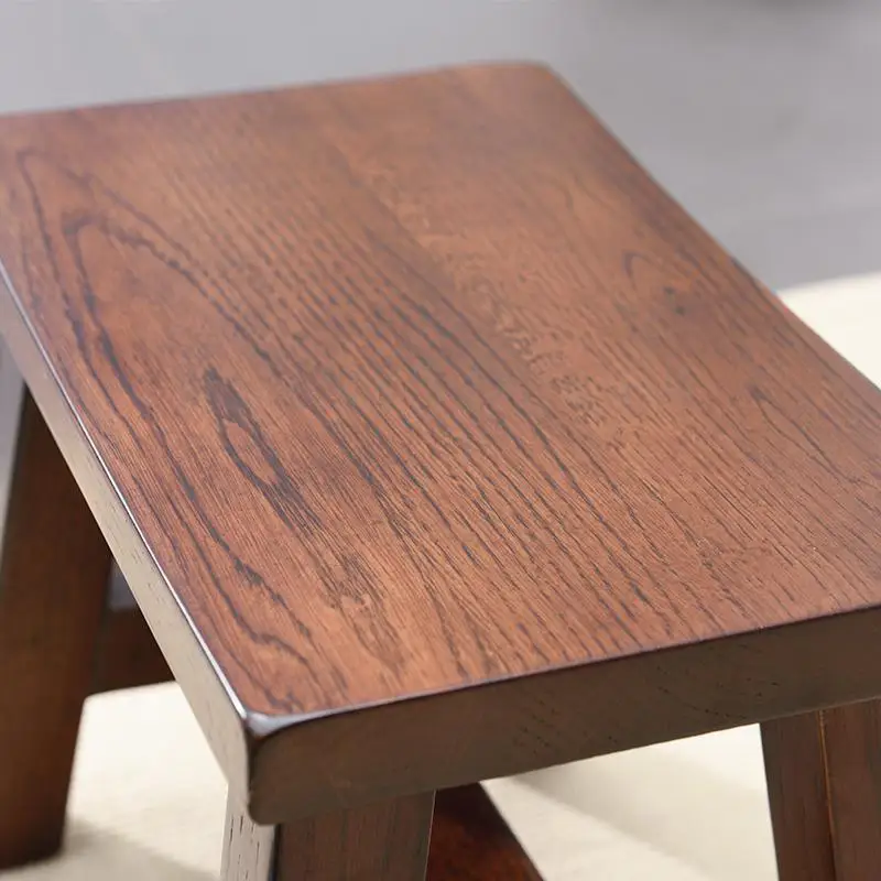 Табурет из массива дерева простой домашний деревянный табурет маленькая