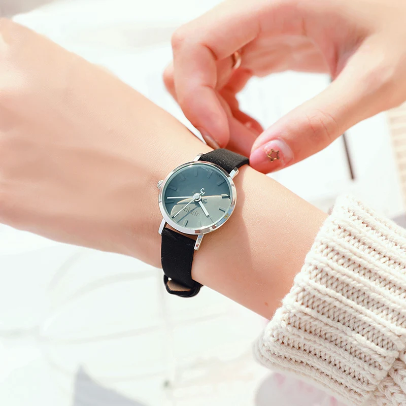 Big Sale Fashion Top Women Luxury Watches Female Green Leather Wristwatch Pretty Girl Mixmatch Dress Quartz Clock Lady New Watch enlarge