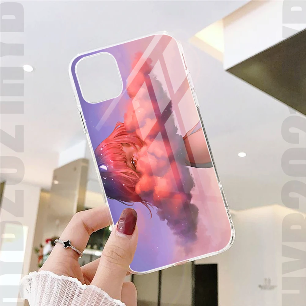 Мягкий силиконовый чехол для iPhone13 с изображением девушки из аниме розового