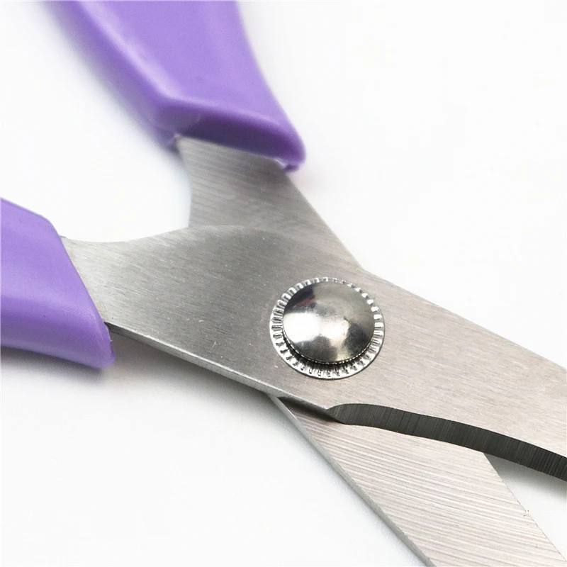 Канцелярские ножницы офисные студенческие для резки бумаги тонкие 18 см 1 шт.