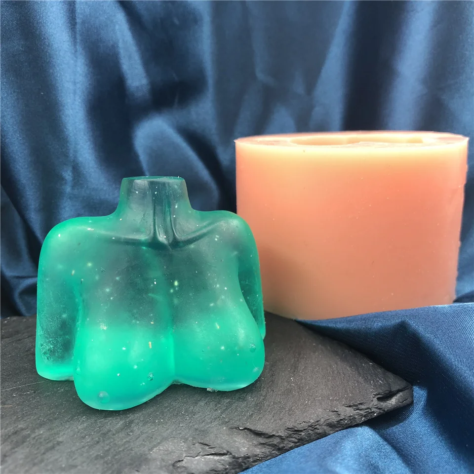 Силиконовая форма в виде свечи для женской богини