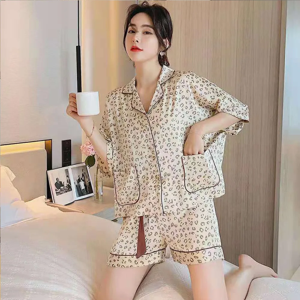 

2021 Summer The New Bat Shirt Women's Pajamas Student Home Service Suit