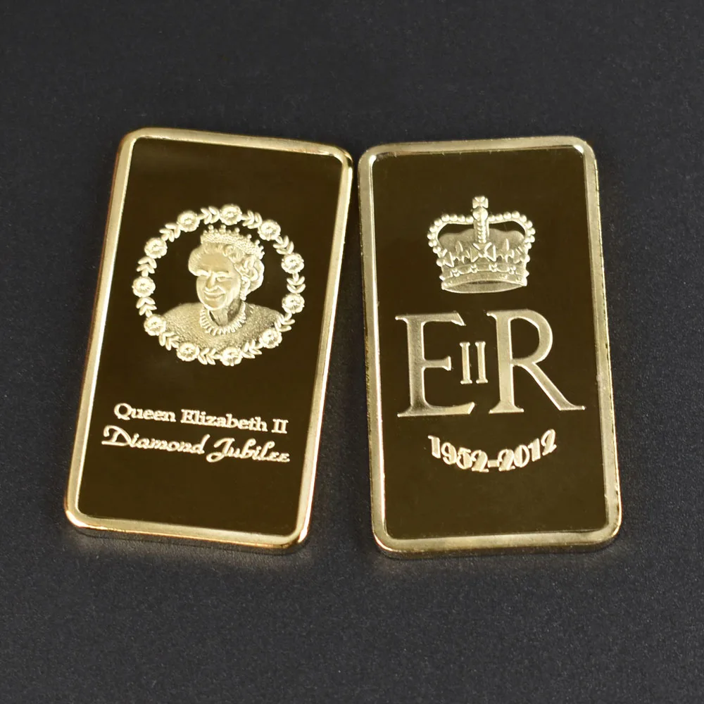 

Gold bullion coin hot Queen Elizabeth II gold coin with showing case for Collection with black velvet gift box