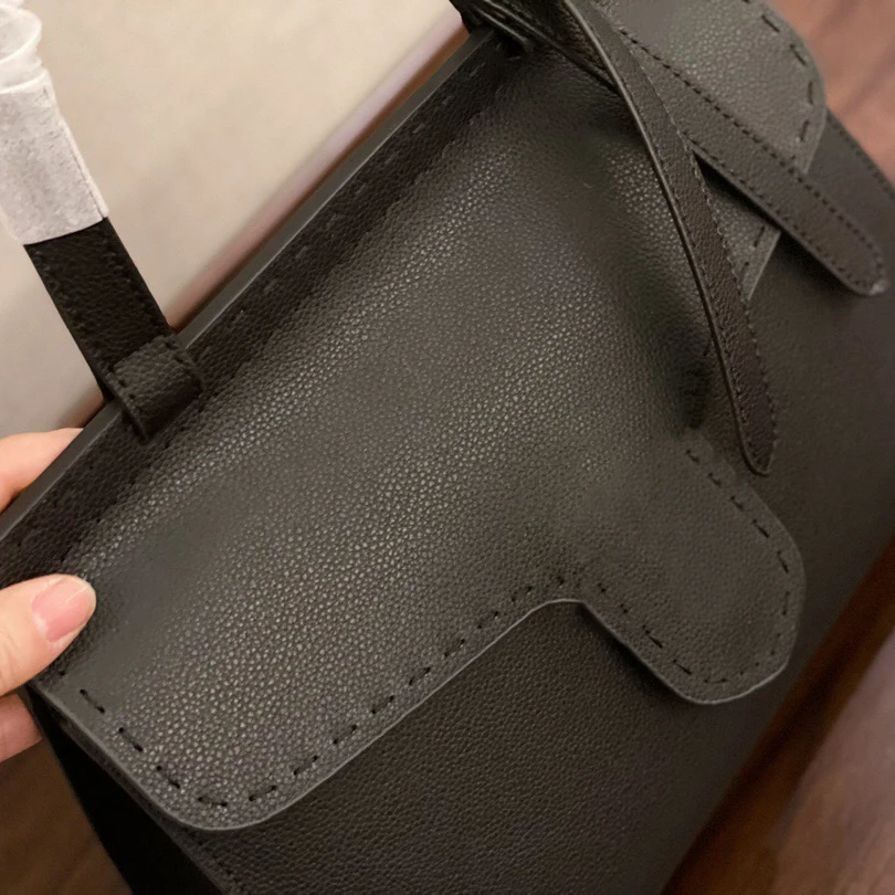 

With Logo Bags for Women Large-capacity Handbag Shoulder Bags Casual Simplicity Lychee Pattern Genuine Leather Sewing Thread