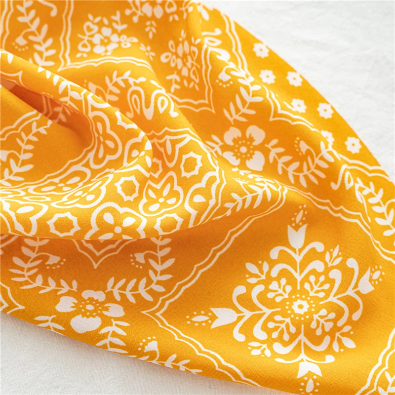 

Ladies fashion retro triangle scarf headband women's hairdo all-match elastic band headband headband flower headband 2021 new