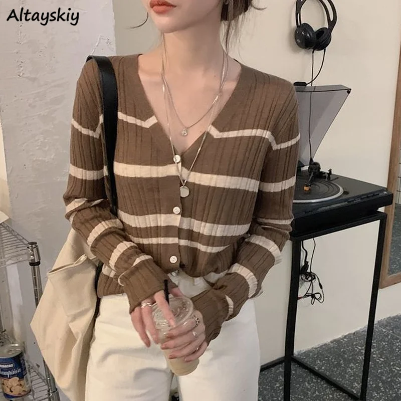 

Women Cardigans Stripes Vintage Tender Elegant Leisure Slim V-neck Temperament Jumpers Simple Classic All-match Knitted Sweet