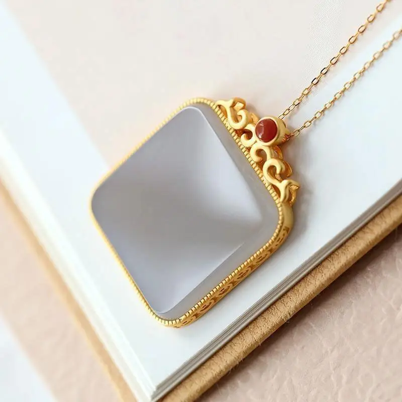 

Natural Hetian Jade Smokey Violet S925 Sterling Silver Pendant Stylish and Personalized High-Grade Elegant Lucky Pendant Ornamen