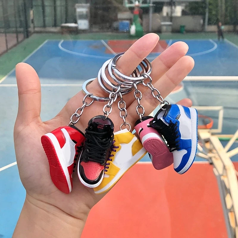 

Shoe Mold Keychain Basketball Department Pendant Mini Basketball Shoes Jewelry Creative Personality Gift