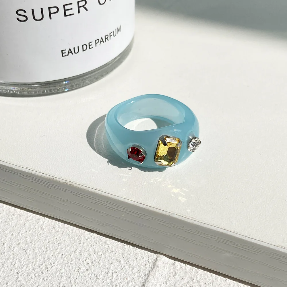 

Punk Crystal Diamond Acrylic Ring for Women Resin Vintage Simple Korea Gothic Style Couples Ring Jewelry 2000S Aesthetic Gifts