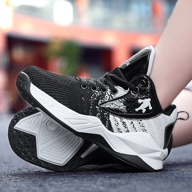 

Autumn Winter Kids Boy Basketball Shoes Warm Basket Boots Non Slip Rubber Sole Small Kid Big Children Fitness Gym Sneakers