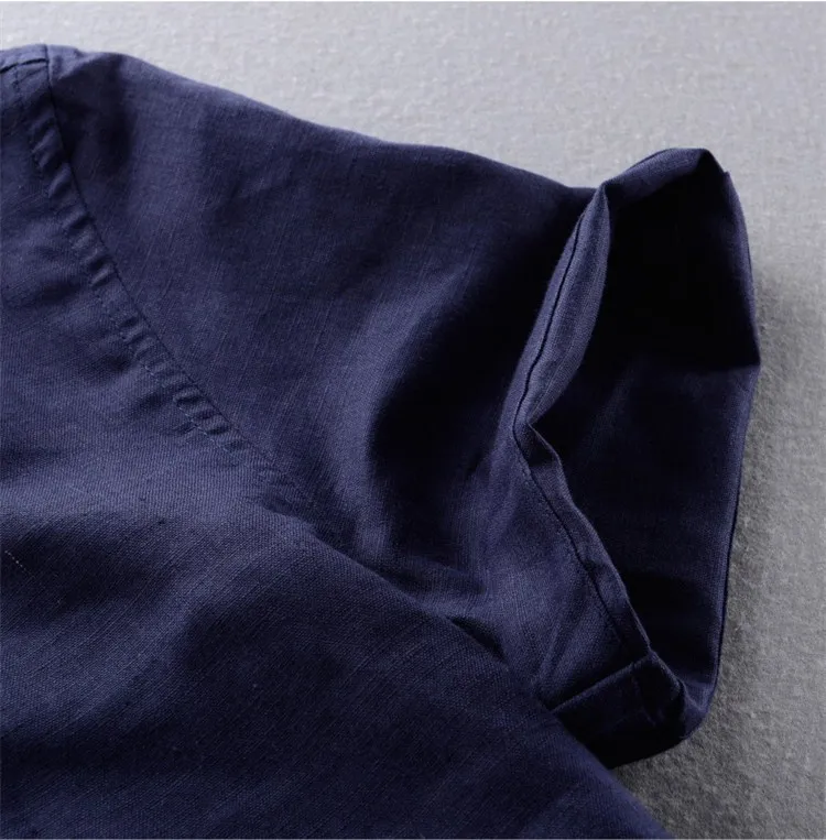 Белая мужская летняя рубашка с коротким рукавом небесно-голубого цвета