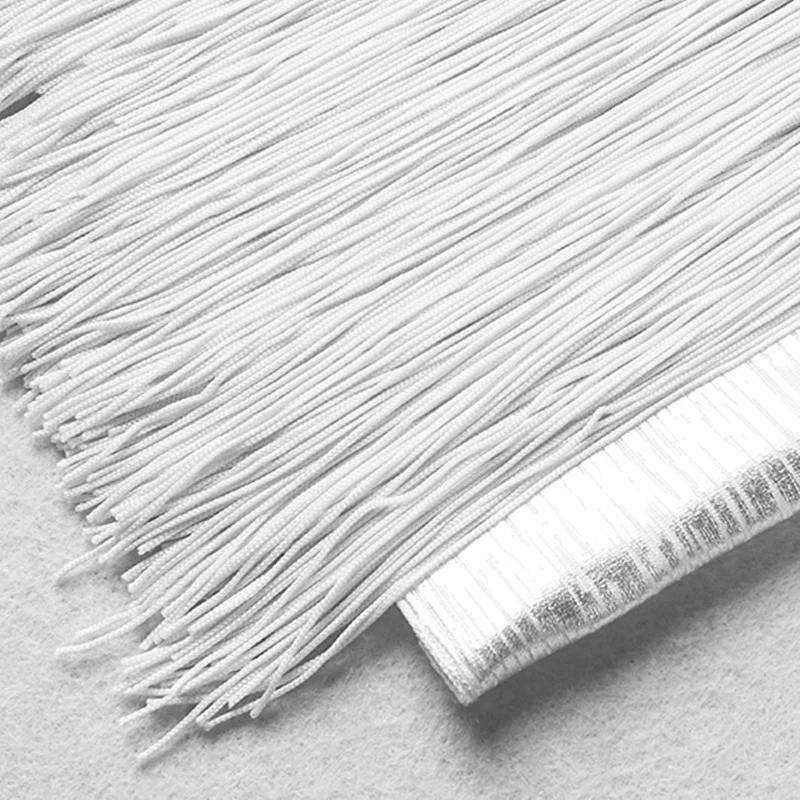 Мини-платье с открытой спиной и кисточками масляным принтом | Женская одежда